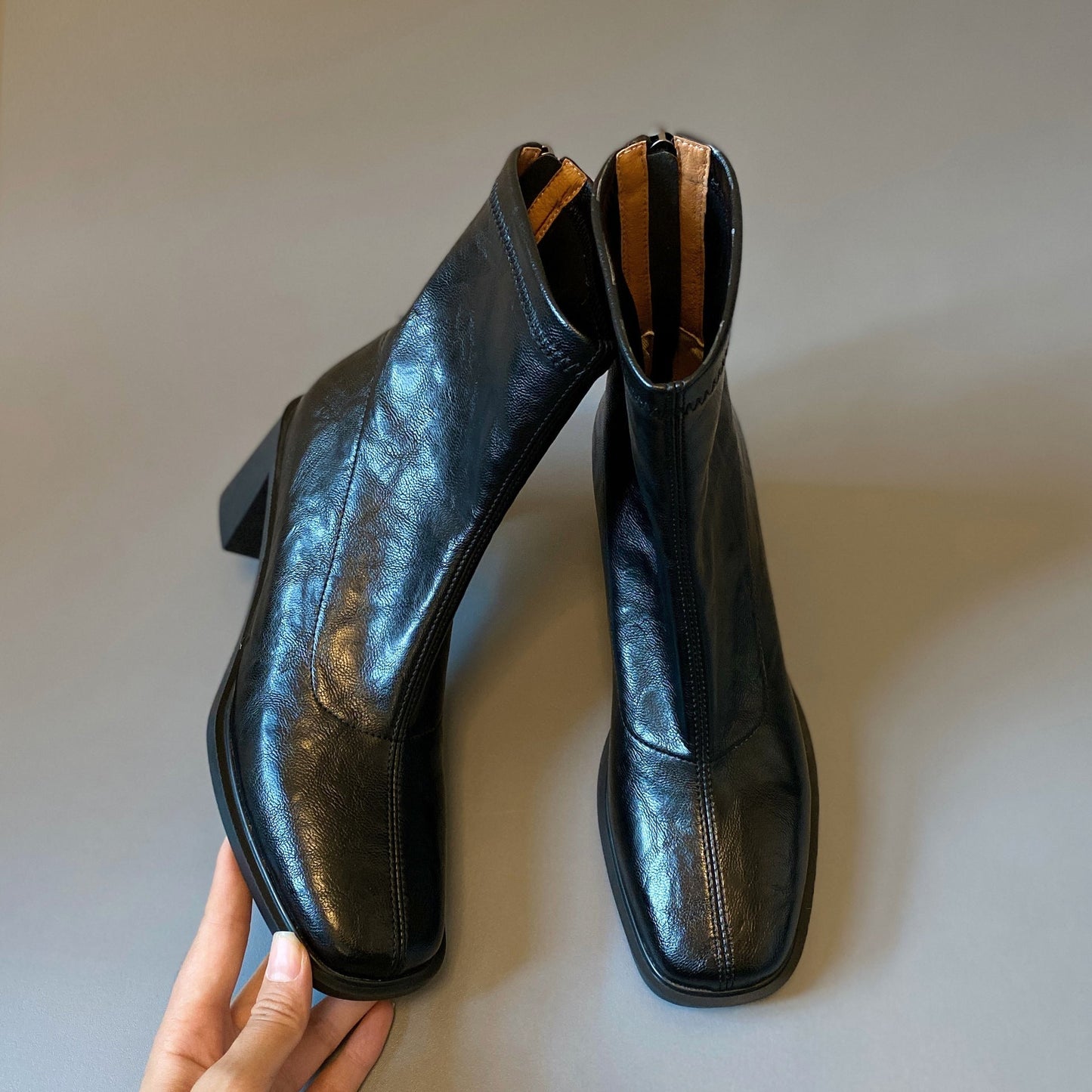 BOTKI NA OBCASIE KLOCKOWYM Z KWADRATOWYMI NOSKAMI 4