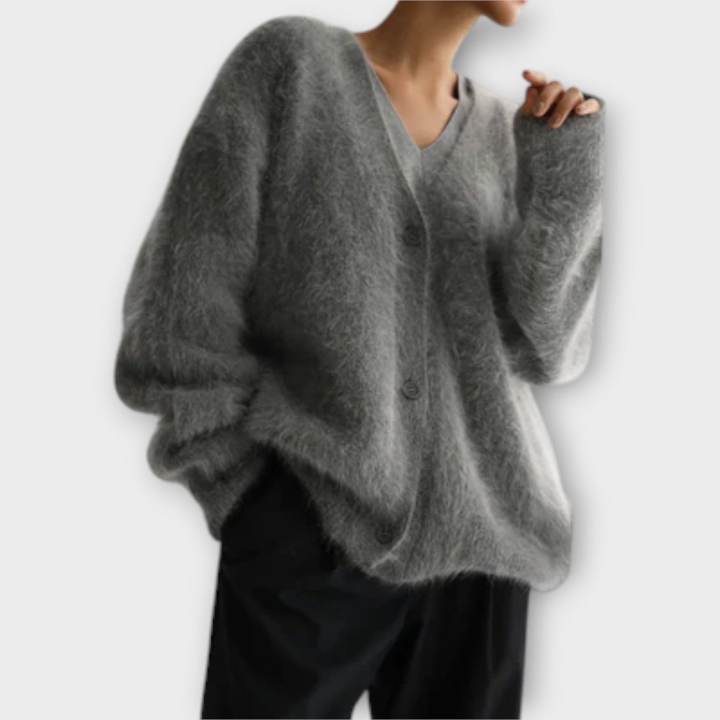 Damski Sweter Oversize z Dekoltem w Serek – Miękkość i Styl