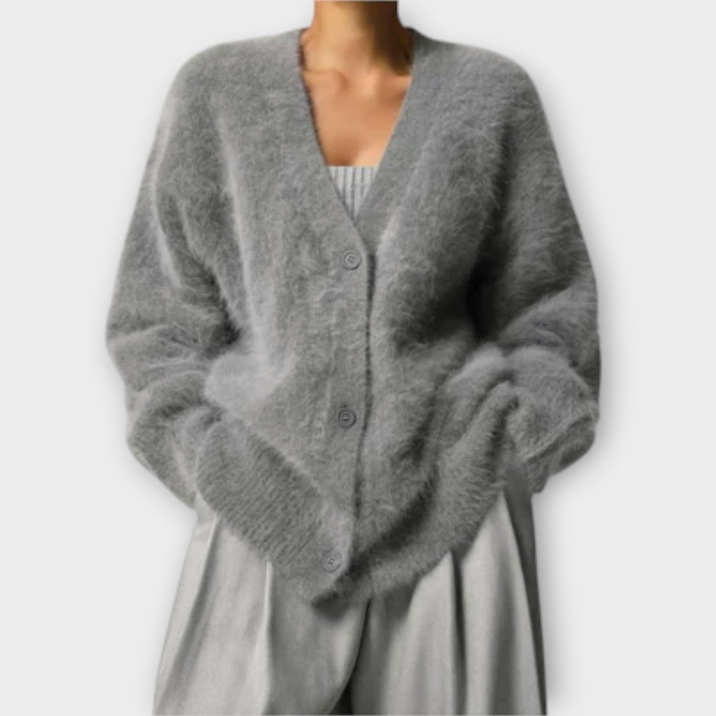 Damski Sweter Oversize z Dekoltem w Serek – Miękkość i Styl