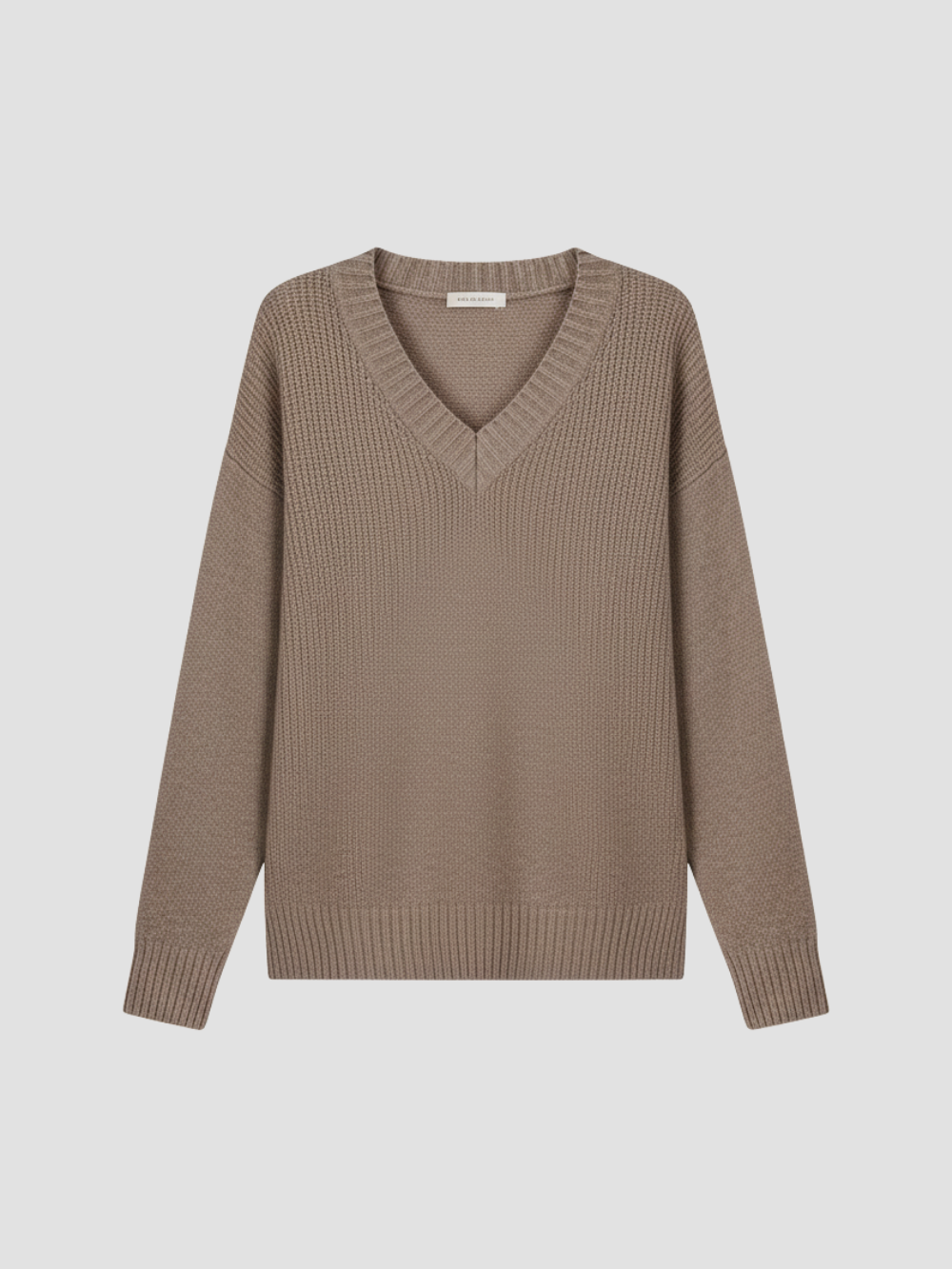 ALTHEVIA | DAMSKI SWETER Z DEKOLTEM W SEREK – MIĘKKA TEKSTURA I ELEGANCKA WSZECHSTRONNOŚĆ 3