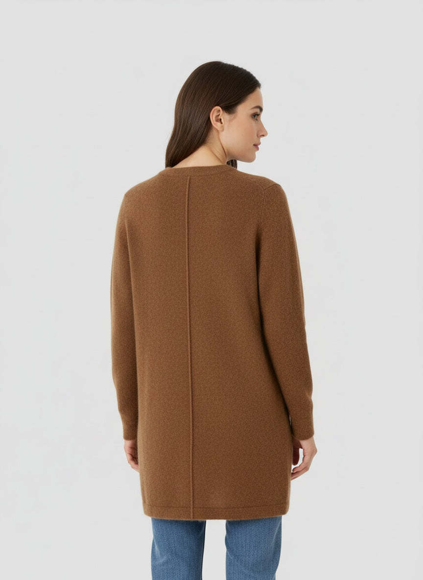 AMARANTA | DŁUGI DZIANINOWY KARDIGAN – LUŹNA I WSZECHSTRONNA ELEGANCJA 2