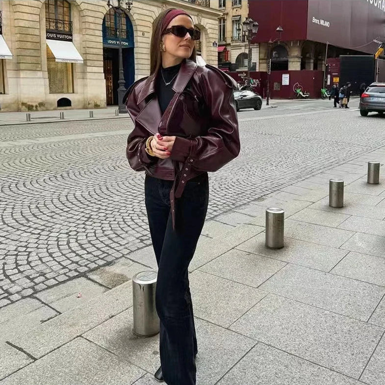 Burgundowa, oversize'owa kurtka damska 3