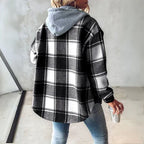 Damska Koszula w Kratę z Kapturem – Styl i Komfort