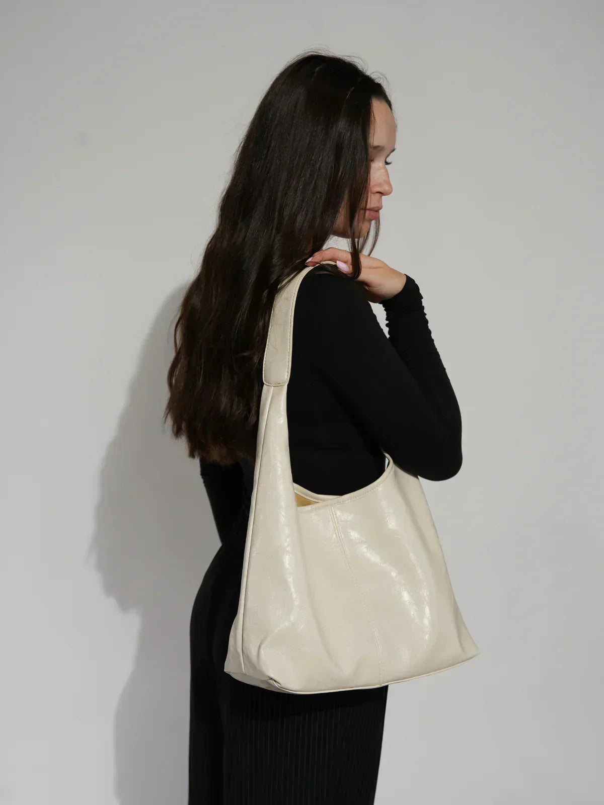 Damska skórzana torba hobo - Elegancka torba na ramię o ponadczasowym designie 5