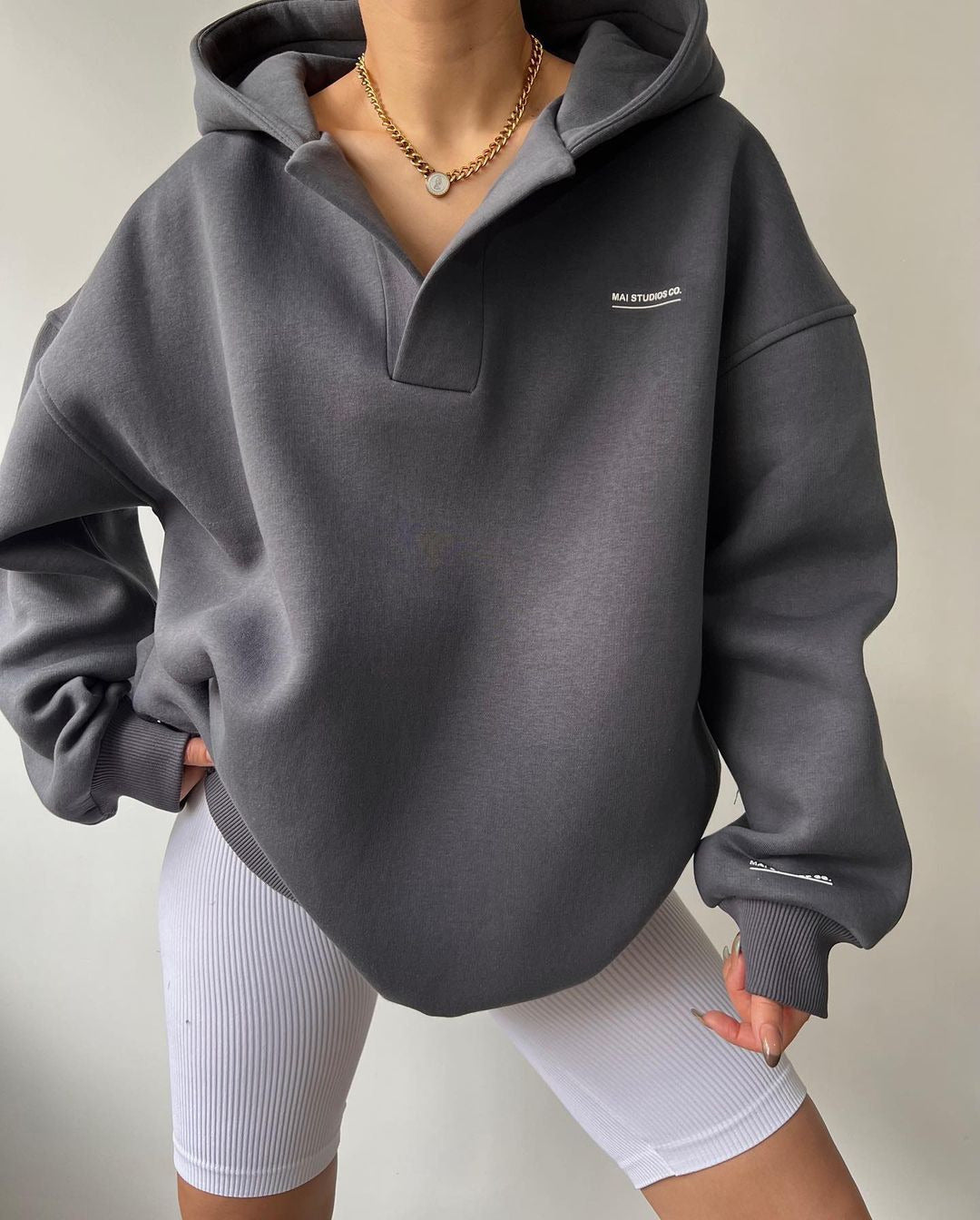 Damski Oversize Hoodie – Luźny i Nowoczesny Wygląd