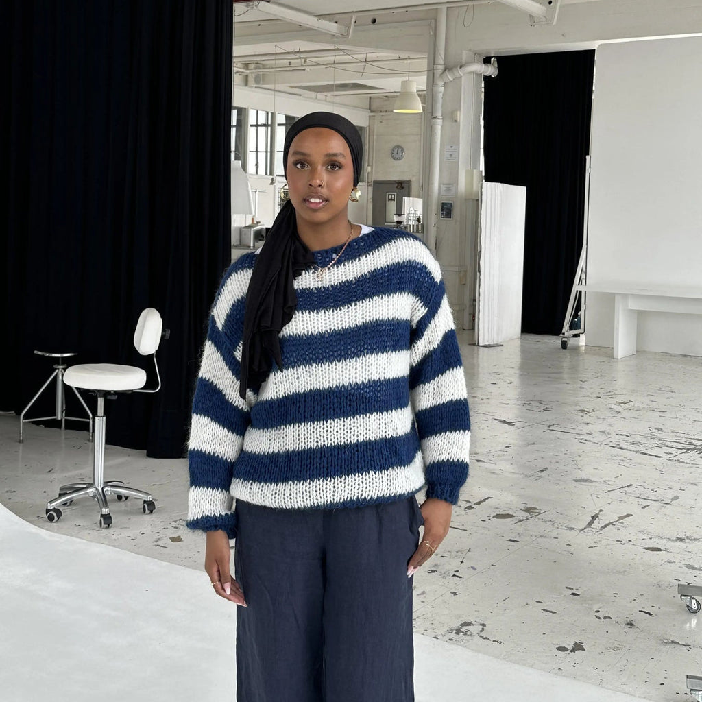 Damski Sweter Oversize – Klasyczny Komfort na Co Dzień