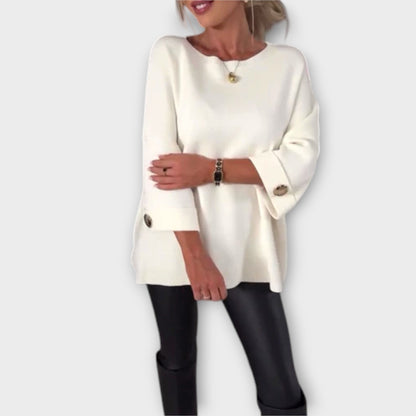 Damski Sweter Oversize z Guzikami – Elegancja i Komfort