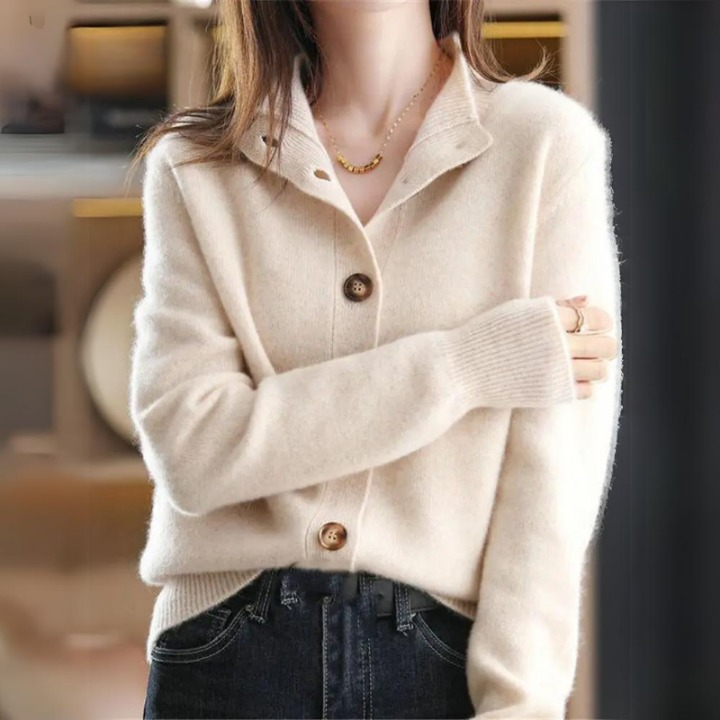 Damski kardigan z dzianiny z dekoltem V i guzikami - ponadczasowy i elegancki na każdą okazję