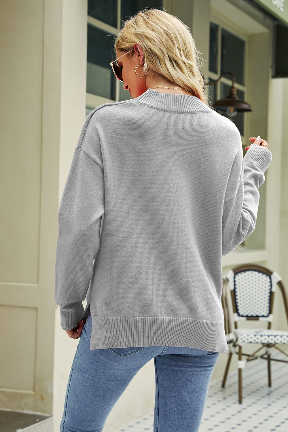 Damski sweter z nadrukiem ust – Modny i Wygodny