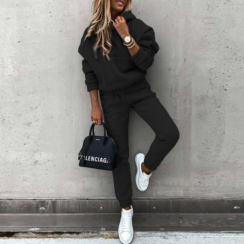 Damski dwuczęściowy dres oversize z kapturem - Casualowy zestaw joggerów