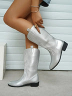 Damskie Botki – Nowoczesny styl w westernowym wydaniu