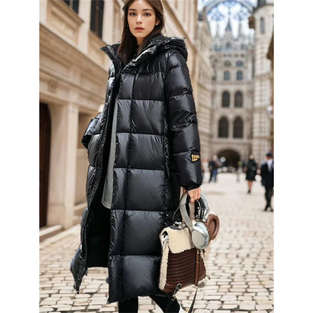 Długi, ocieplany płaszcz zimowy dla kobiet 4