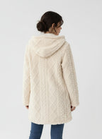 ELUNARA | DAMSKA DZIANINOWA KURTKA Z KAPTUREM – NATURALNE CIEPŁO I RĘCZNIE WYKONANY UROK 2