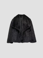 EVELINA | KURTKA PLUSZOWA – WSPÓŁCZESNY LUKSUS I WYRAFINOWANE CIEPŁO 3