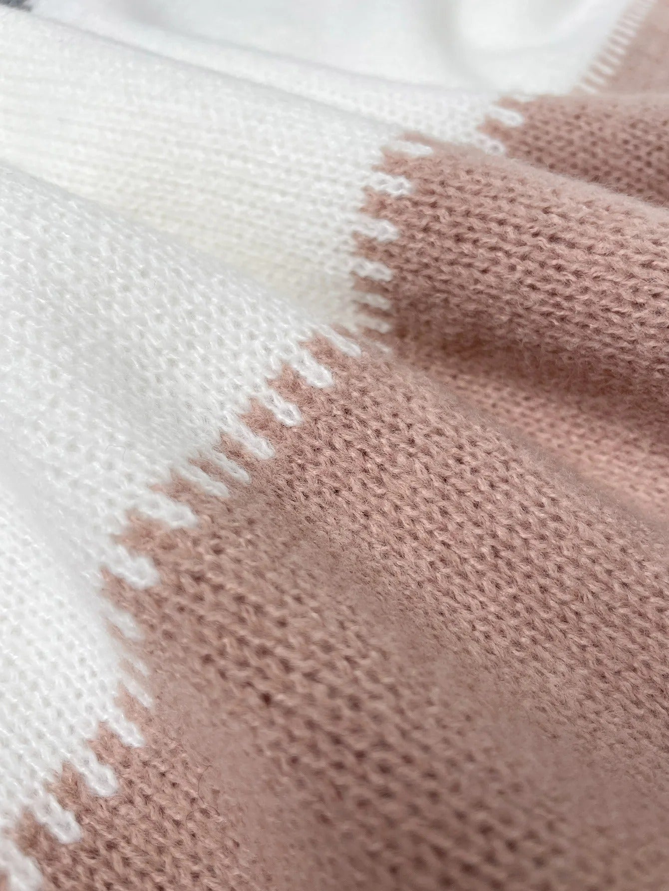 Emilia | Sweter w panterkę 5