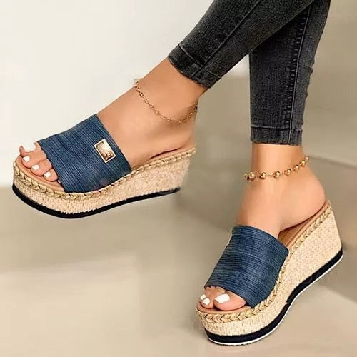 Espadrille damskie – na koturnie i lato w stylu