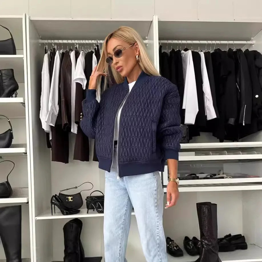 Hazel | Modna damska pikowana kurtka z zamkiem z przodu 10