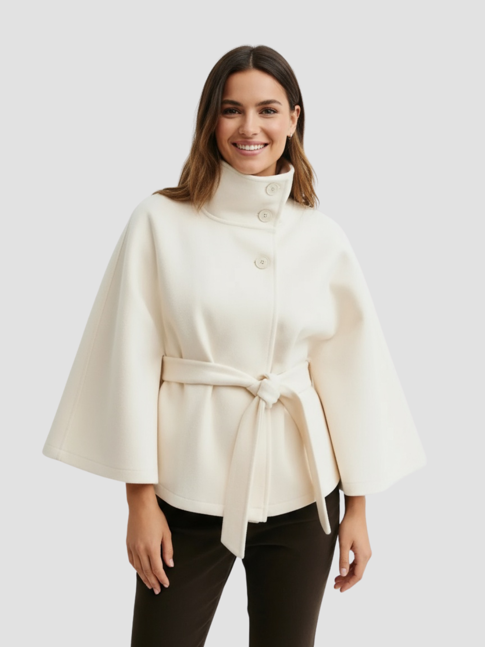 ISALÈNE | PŁASZCZ Z WYSOKIM KOŁNIERZEM – MIEJSKA WYRAFINOWANA STYL I PONADCZASOWY STYL 4