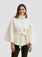 ISALÈNE | PŁASZCZ Z WYSOKIM KOŁNIERZEM – MIEJSKA WYRAFINOWANA STYL I PONADCZASOWY STYL 4