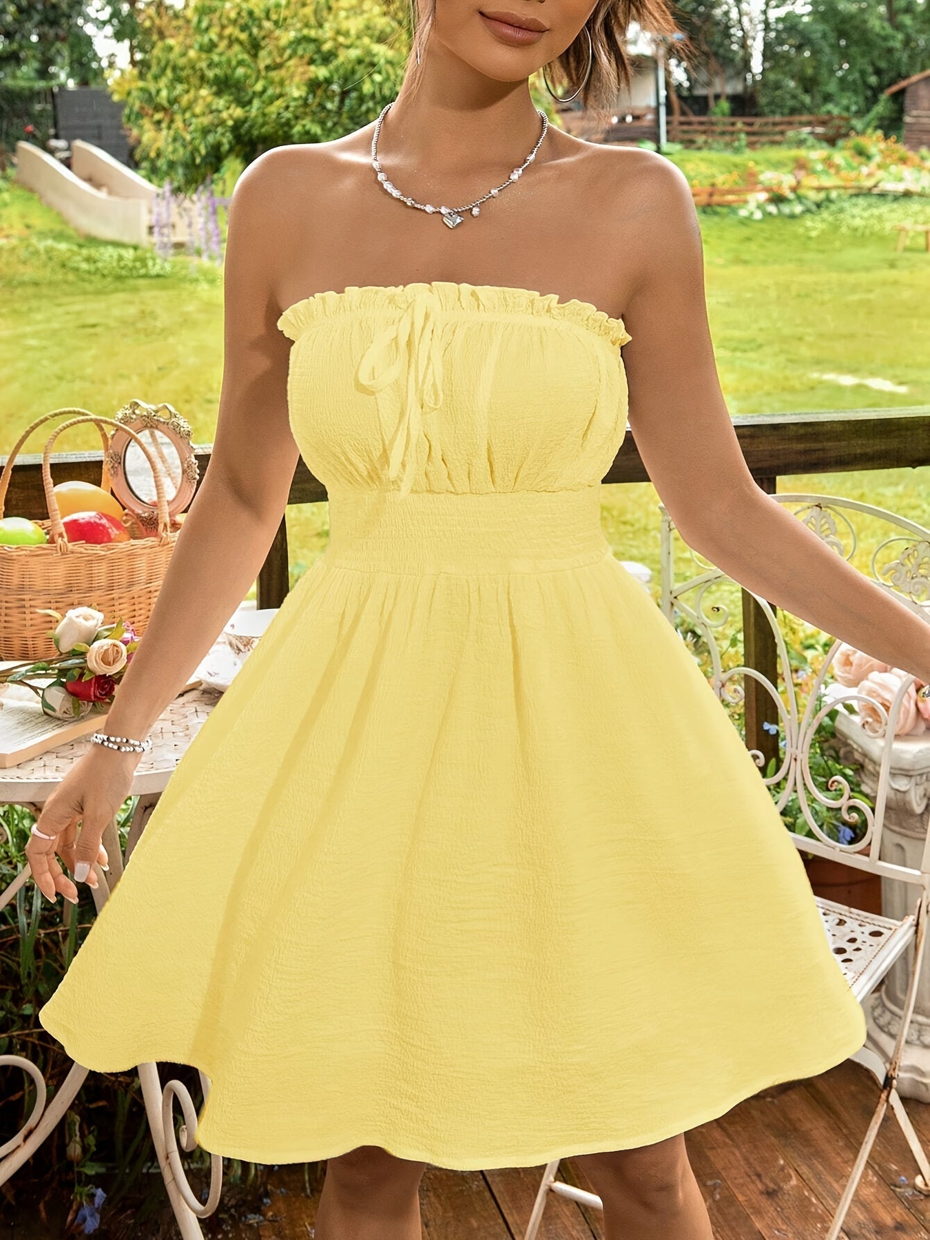 KobietLetnia Sukienka Bez Ramiączek z Kokardą