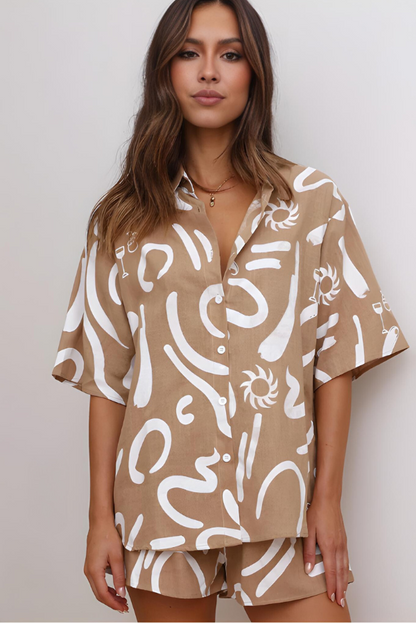 Kobieta Koszulka Krótki Rękaw i Szorty w Abstrakcyjny Wzór, Luźny Krój, Lekka Tkanina, Idealna na Lato