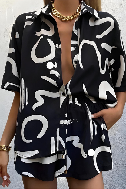Kobieta Koszulka Krótki Rękaw i Szorty w Abstrakcyjny Wzór, Luźny Krój, Lekka Tkanina, Idealna na Lato