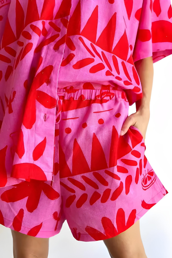 Kobieta Oversize Koszulka i Szorty z Abstrakcyjnym Nadrukiem, Lekka Tkanina, Luźny Fason