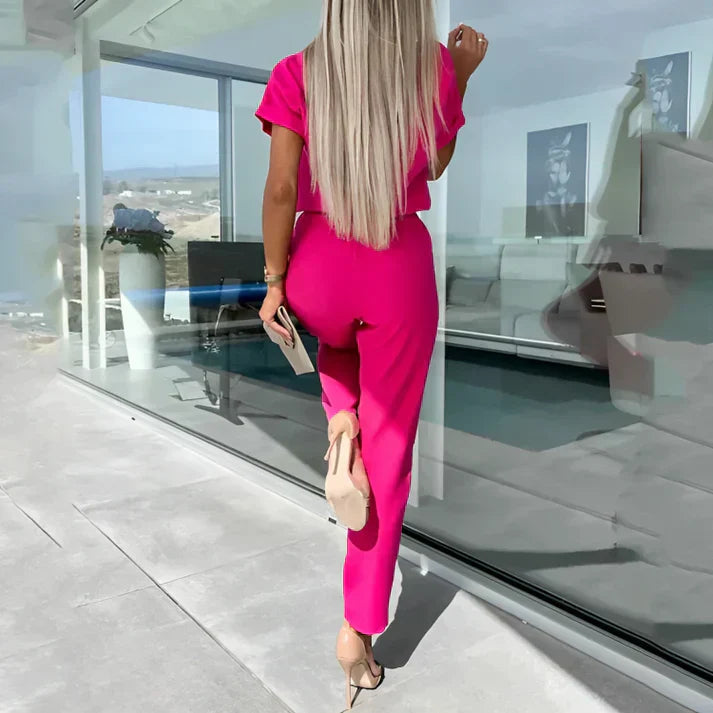 Kombinezon z krótkim rękawem i paskiem dla kobiet 2