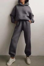 Komplet bluza z kapturem i spodnie dresowe dla kobiet 0
