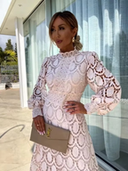 Koronkowa sukienka midi dla kobiet – geometryczna koronkowa nakładka i bufiaste rękawy 1