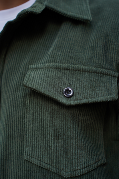 Koszula męska z długim rękawem – zapinana z przodu na guziki, z kieszeniami z patkami na piersi 8