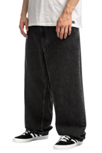 Luźne jeansy męskie | Szerokie nogawki 1