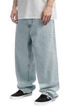 Luźne jeansy męskie | Szerokie nogawki 2