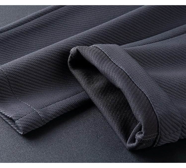 Męski komplet z kurtką i spodniami dresowymi na zamek – subtelna powierzchnia i wąski krój nogawek 2