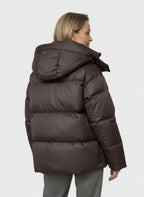 NAÉLLE | KURTKA DAMSKA – KOMFORT, OBJĘTOŚĆ I MIEJSKA ELEGANCJA 2