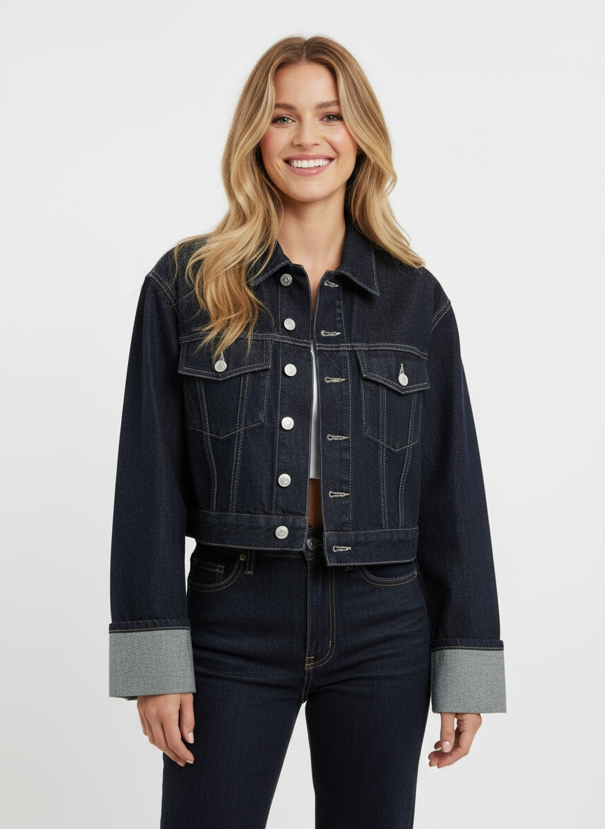 SELINA | KURTKA DŻINSOWA – KLASYK ZNOWUFIKOWANY WSPÓŁCZESNYM STYLU 0