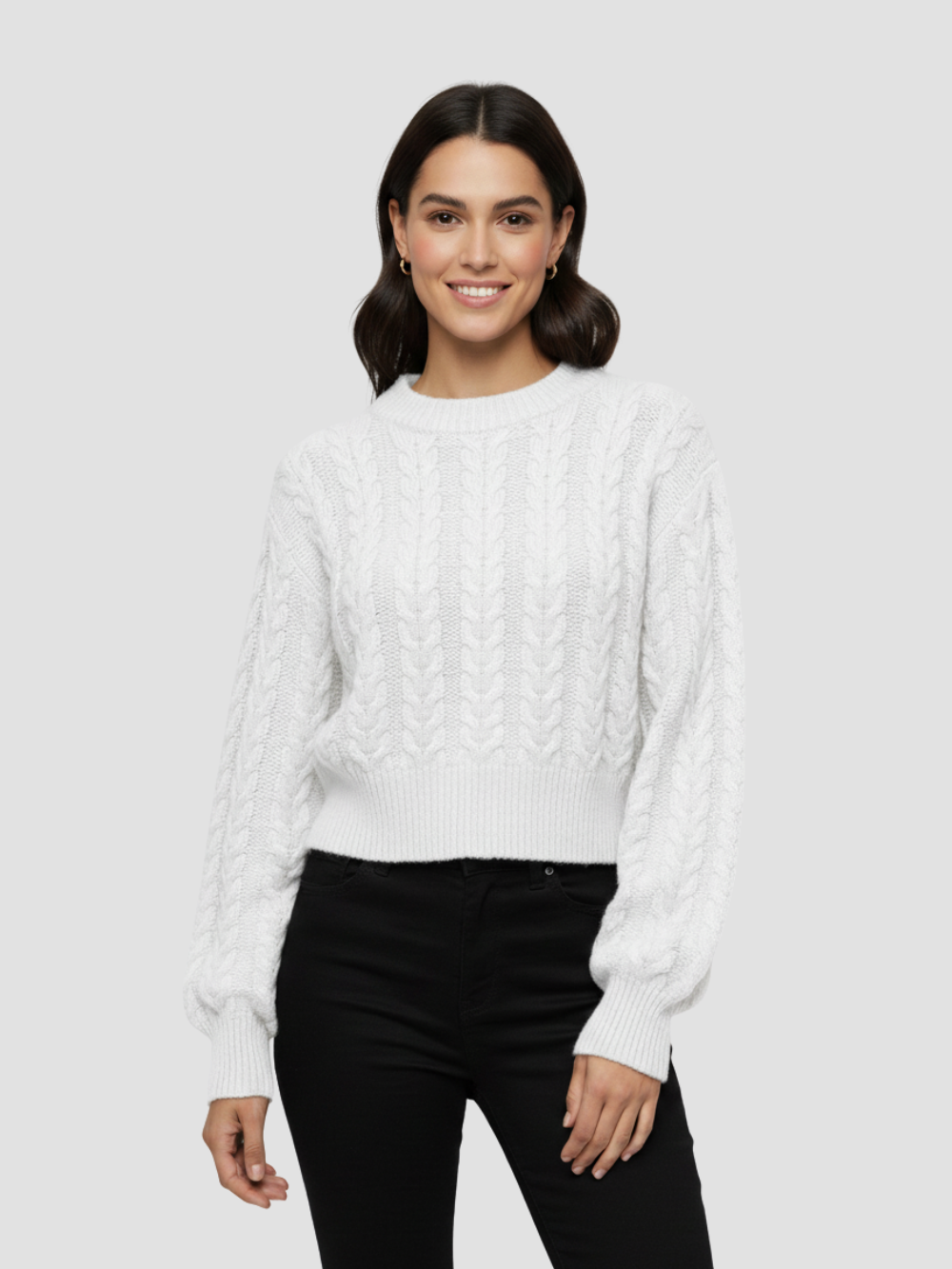 SERELINA | SWETER DAMSKI Z PLISOWANYM DEKOLTEM – RÓWNOWAGA MIĘDZY ZMYSŁOWOŚCIĄ A WYRÓŻNIENIEM 4