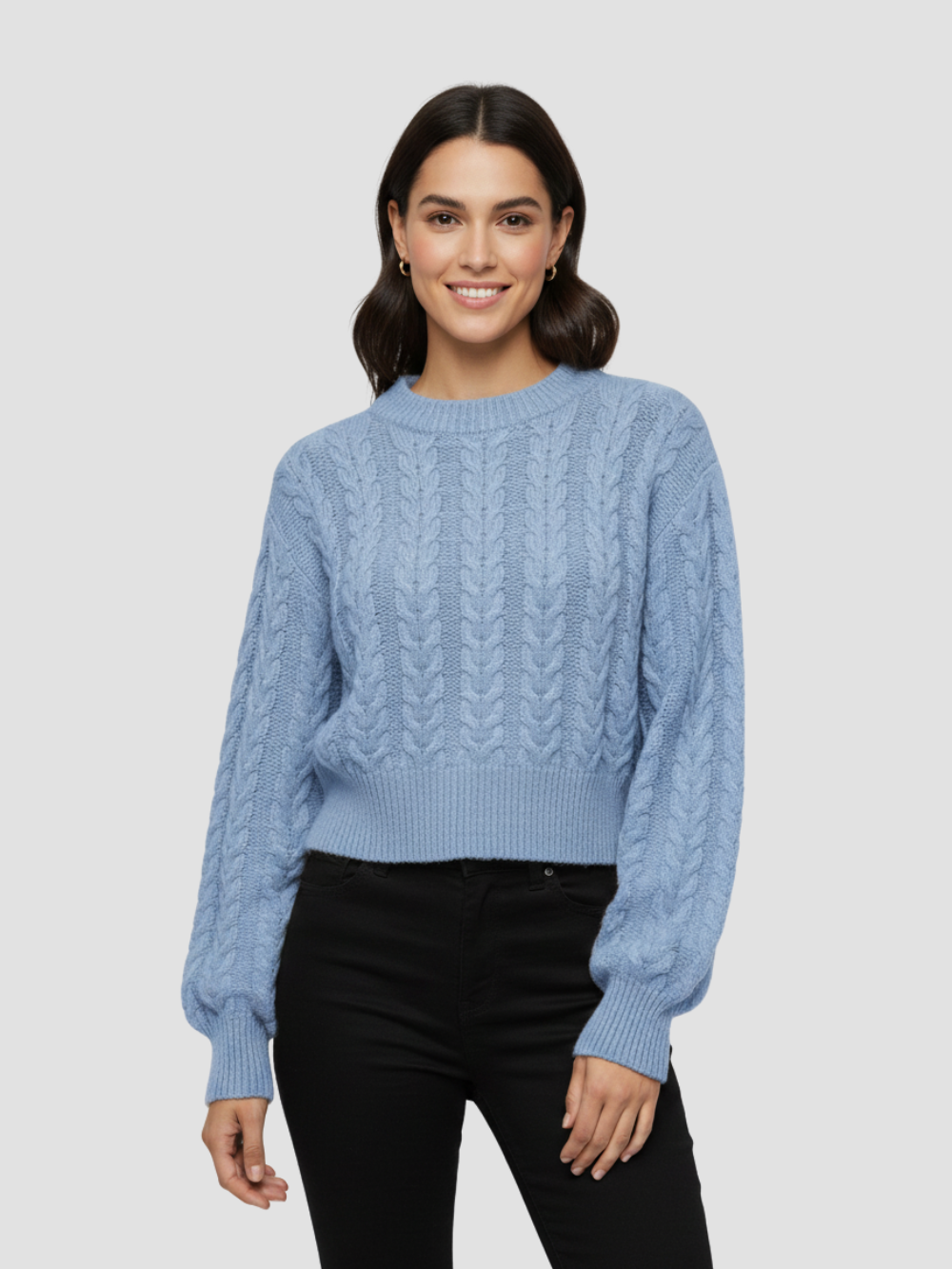 SERELINA | SWETER DAMSKI Z PLISOWANYM DEKOLTEM – RÓWNOWAGA MIĘDZY ZMYSŁOWOŚCIĄ A WYRÓŻNIENIEM 7