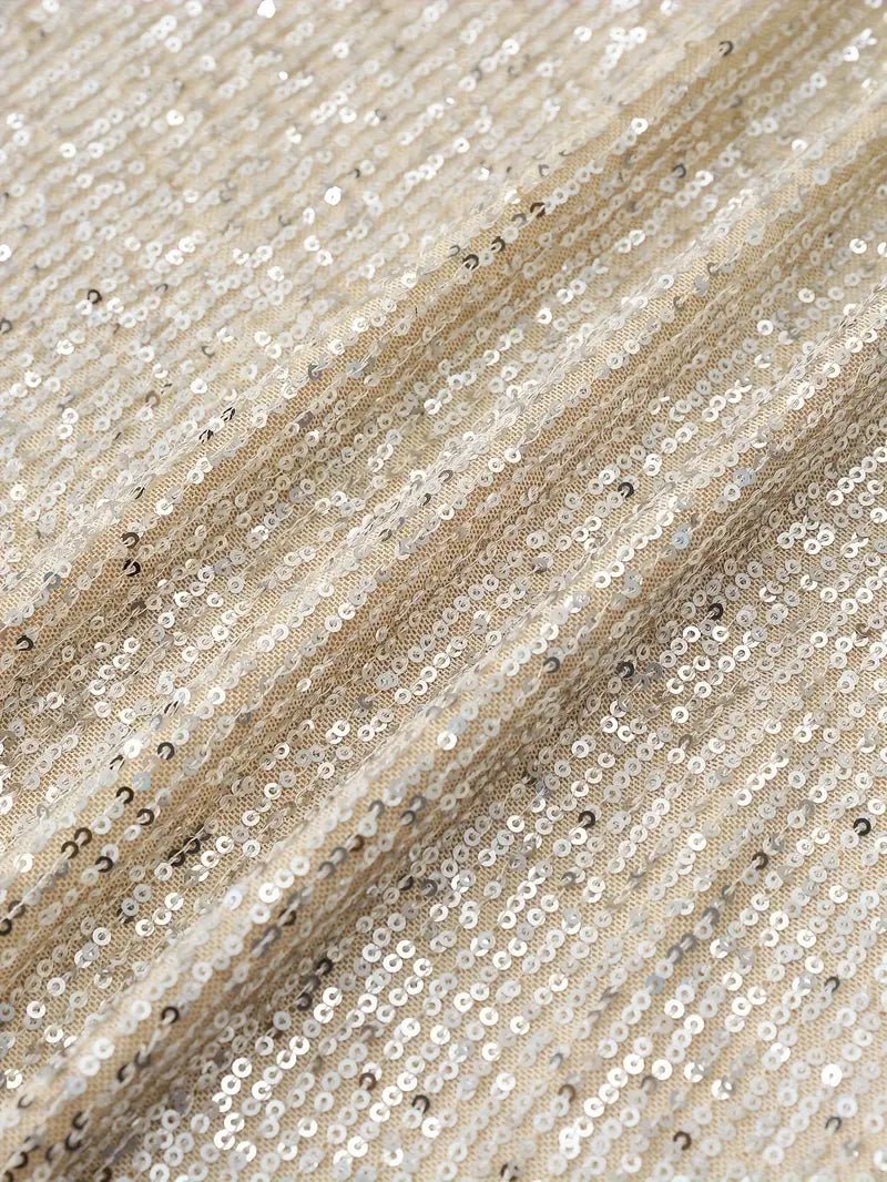 Sukienka Bez Ramiączek – Gwarancja Elegancji i Blasku