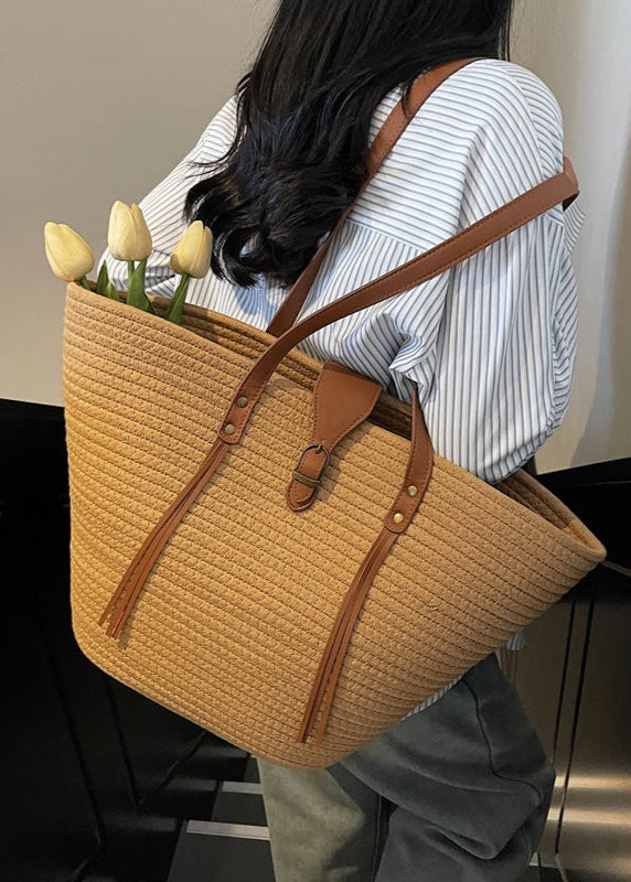 Torba damska shopper – styl oversize z eleganckim detalem