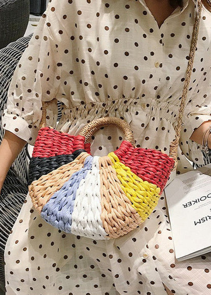 Torba plażowa damska – wachlarzowy kształt i letni styl