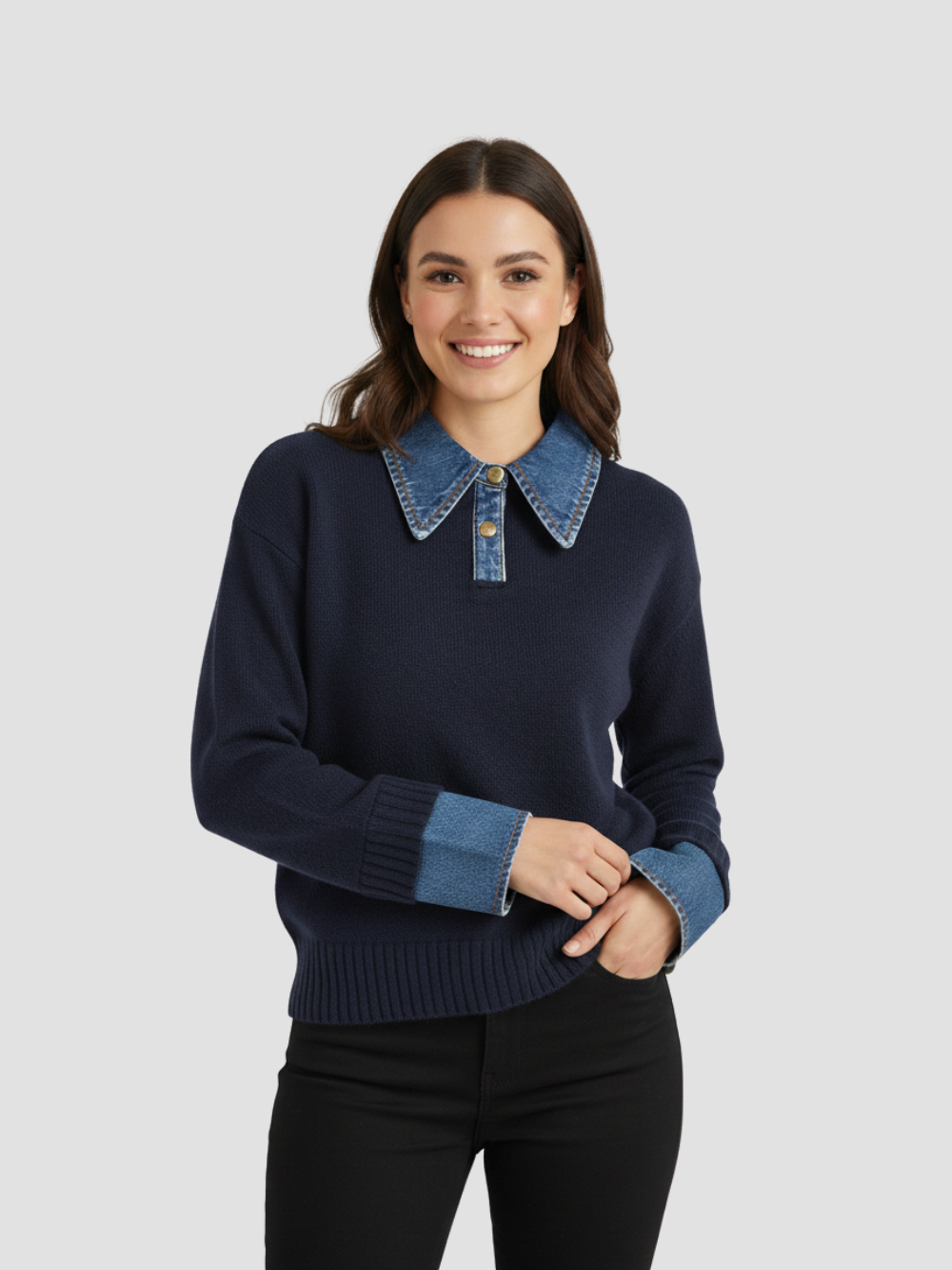 YSANDRA | SWETER DAMSKI Z DŻINSOWYMI DETALAMI – NATURALNY KOMFORT I MIEJSKI WYRÓŻNIENIE 0